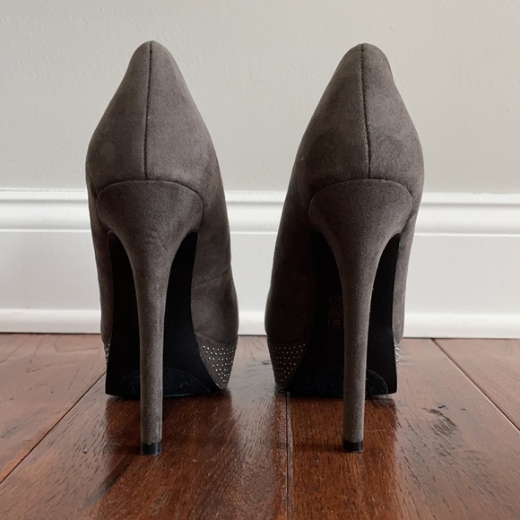 Aldo Suede Gray Platform Heels with Silver Beading - Picture 3 of 5